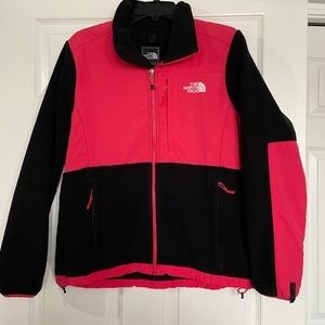 The North Face Women’s Denali Fleece Jacket